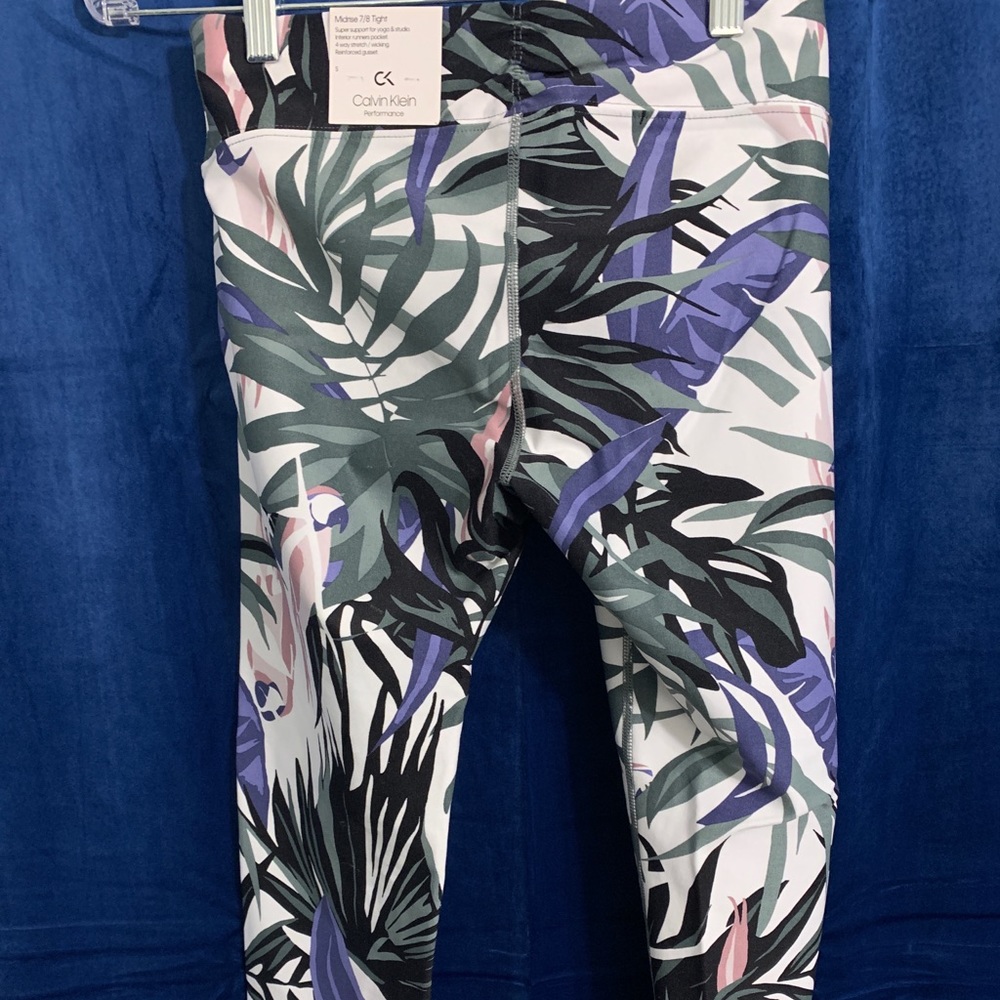 NWT CalvinKlein Tropical Print Performance Legging